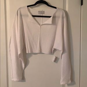 White ribbed long sleeve crop top